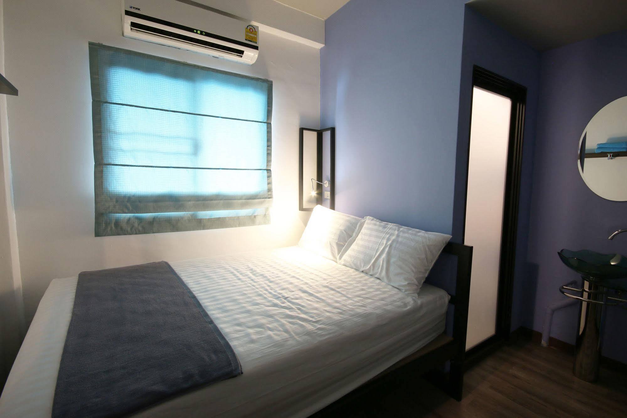 The Pillow Hostel Khaosan Bangkok Exteriör bild